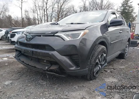 2018 Toyota Rav4 Le z USA, uszkodzony, nr VIN JTMBFREV8JJ731111